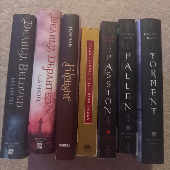 7 book bundle - Picture 1 of 4